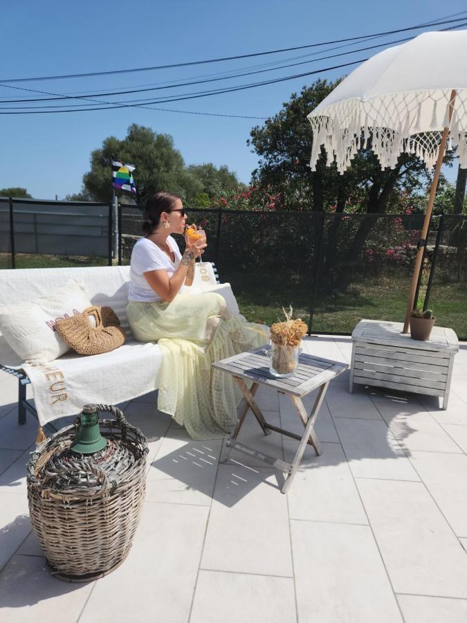 Hotel & Restaurant Les Mouettes Belgodère المظهر الخارجي الصورة