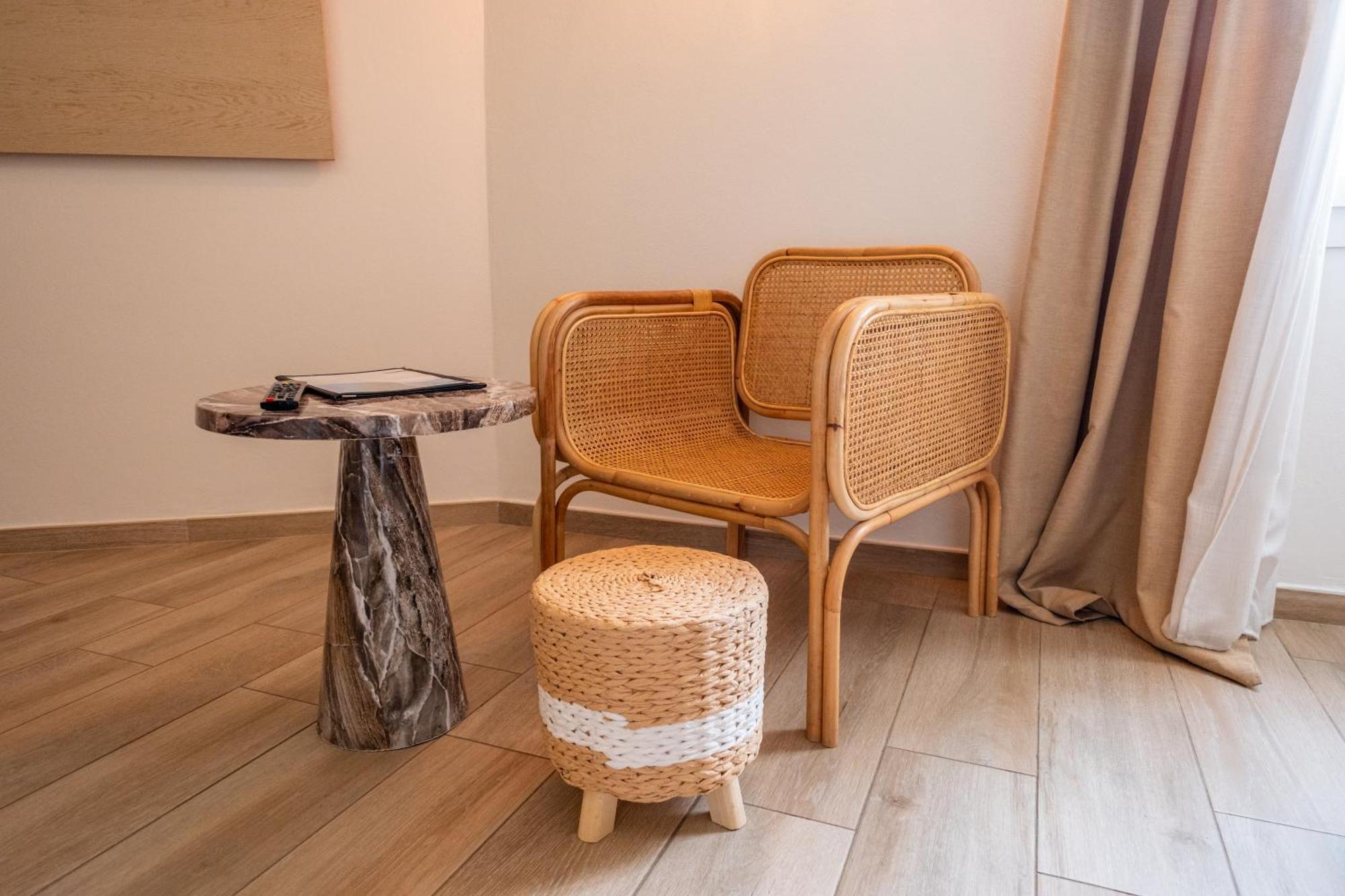 Hotel & Restaurant Les Mouettes Belgodère المظهر الخارجي الصورة