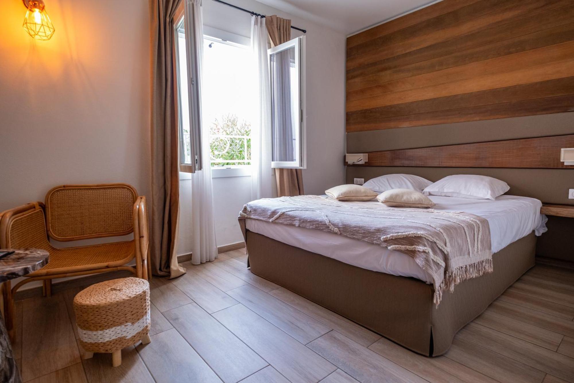 Hotel & Restaurant Les Mouettes Belgodère المظهر الخارجي الصورة